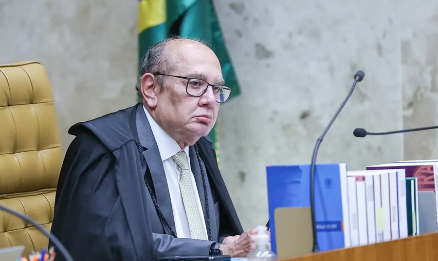 Gilmar Mendes nega pedido de prisão domiciliar a Jair Bolsonaro
