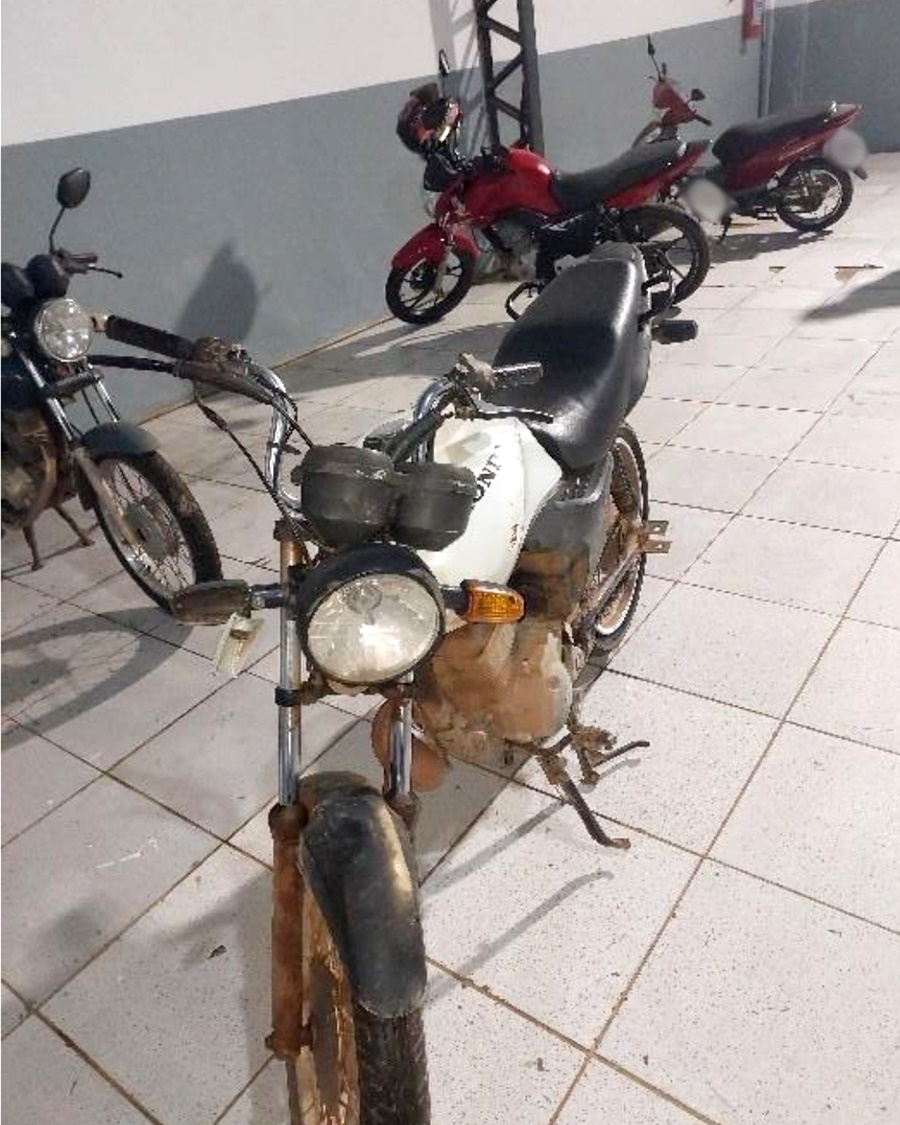 Polícia Militar recupera motocicleta furtada após perseguição em Porto Velho