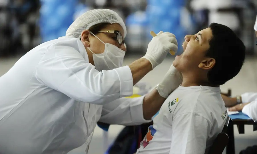 Governo deve entregar mais 400 unidades odontológicas móveis