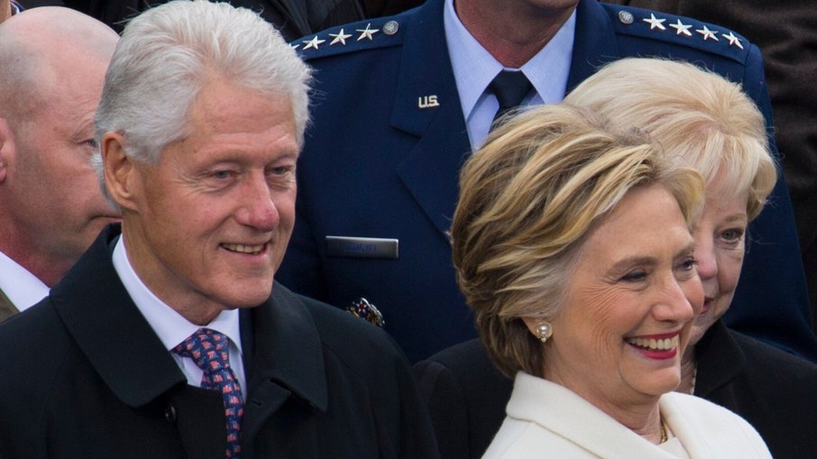 Bill e Hillary Clinton vão depor no Congresso Americano sobre o caso Jeffrey Epstein