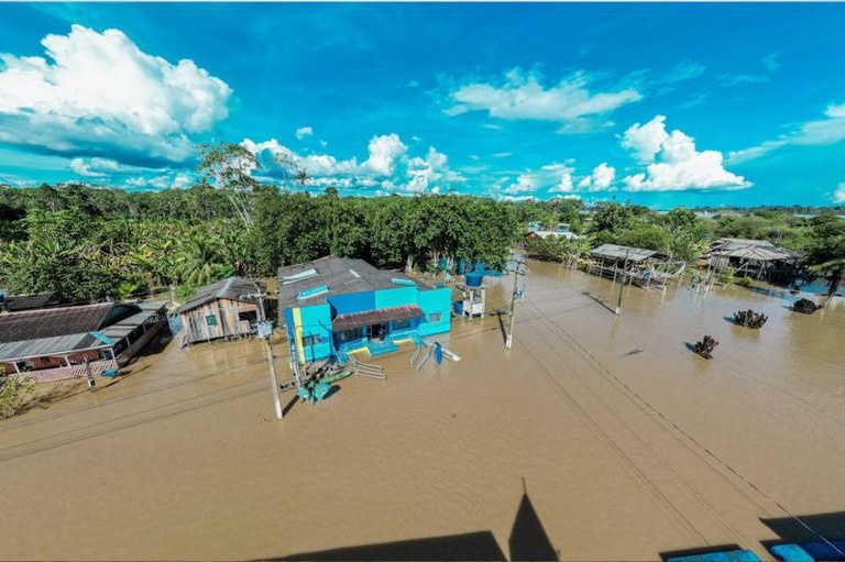 Recomendação cobra medidas de adaptação climática para ribeirinhos do Rio Madeira