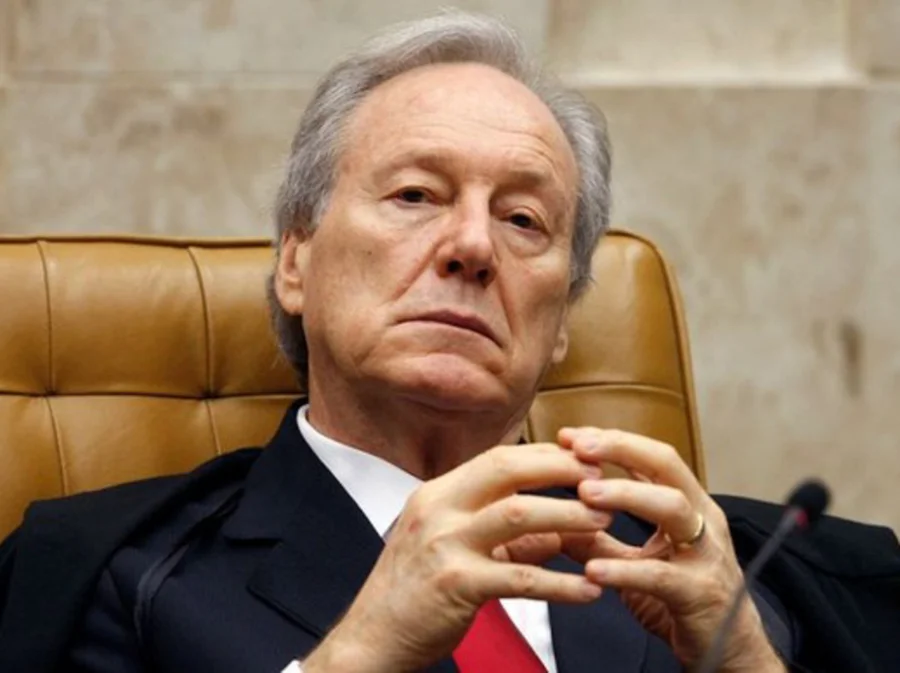 Escritório de Lewandowski recebeu milhões do Banco Master sem atuar em ações