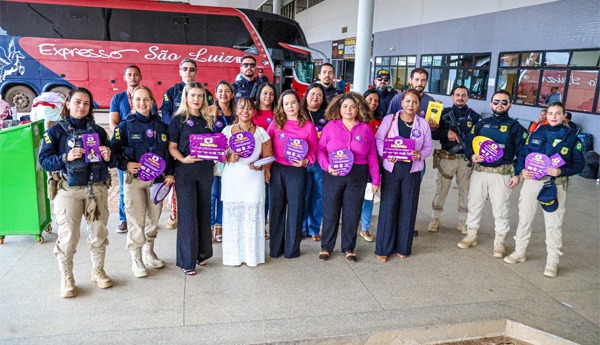 Campanha "Não é Não" leva mensagem de enfrentamento à violência contra mulher à rodoviária da capital