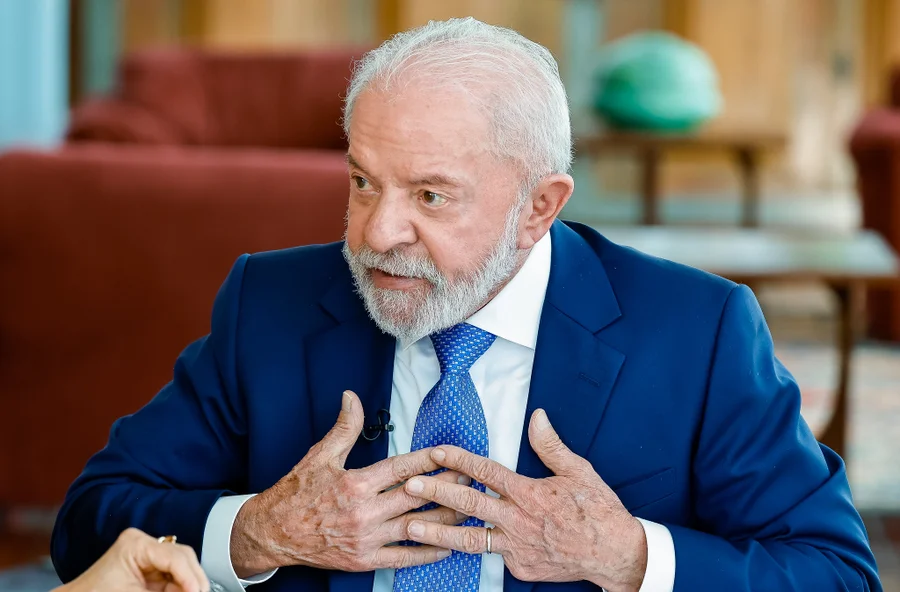 Com medo do Centrão, Lula opera com toda a sua força para isolar Flávio Bolsonaro