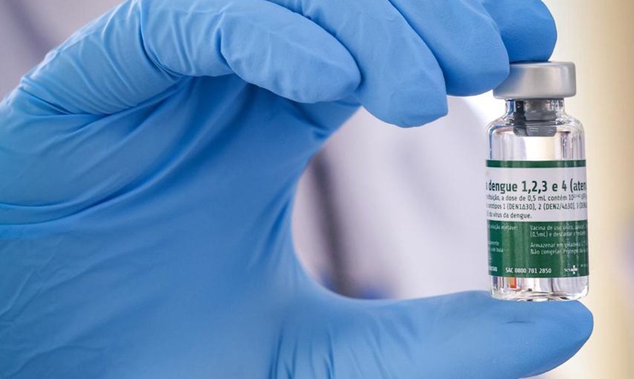 Começa vacinação de 1,2 milhão de profissionais de saúde contra dengue, informa Ministério da Saúde