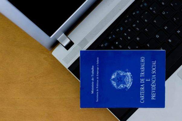 Atraso na liquidação de sentença trabalhista afasta prazo decadencial
