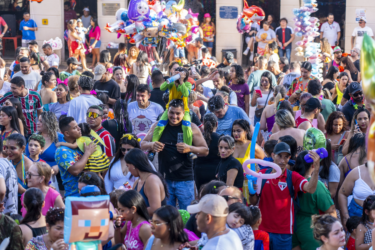 Prefeitura divulga programação do bloco desta quinta-feira (12) no Carnaval 2026
