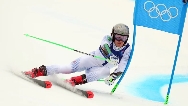 É OURO! Lucas Braathen faz história e conquista medalha inédita nos Jogos de Inverno