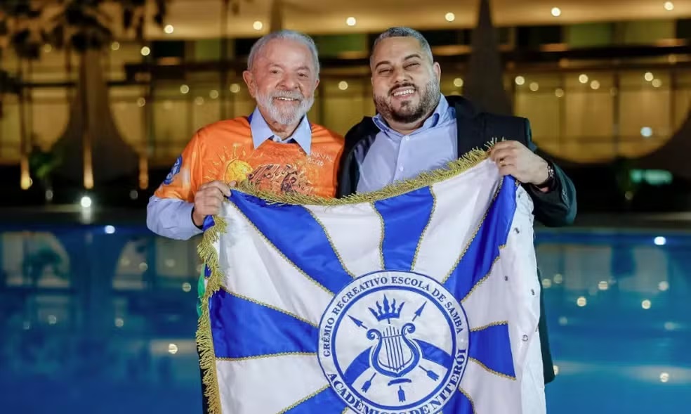 Escola que vai homenagear Lula no RJ recebeu R$ 1 milhão de verba pública do governo federal