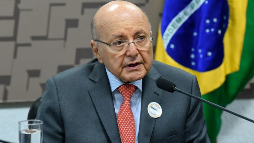 PT é uma das causas de o Brasil seguir pobre, diz Maílson da Nóbrega