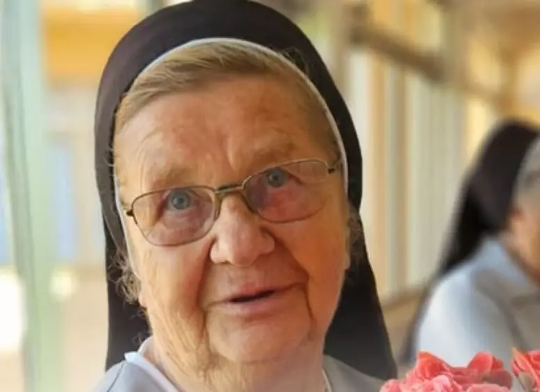 Freira de 82 anos é morta brutalmente após homem invadir convento no Paraná