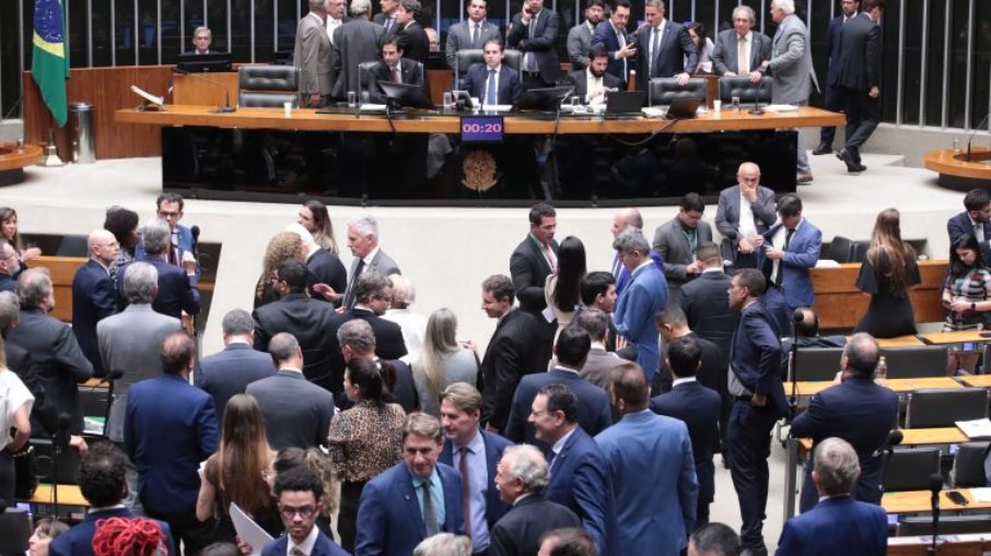 PL antifacção é aprovado pela Câmara  sem taxação de bets de apostas esportivas
