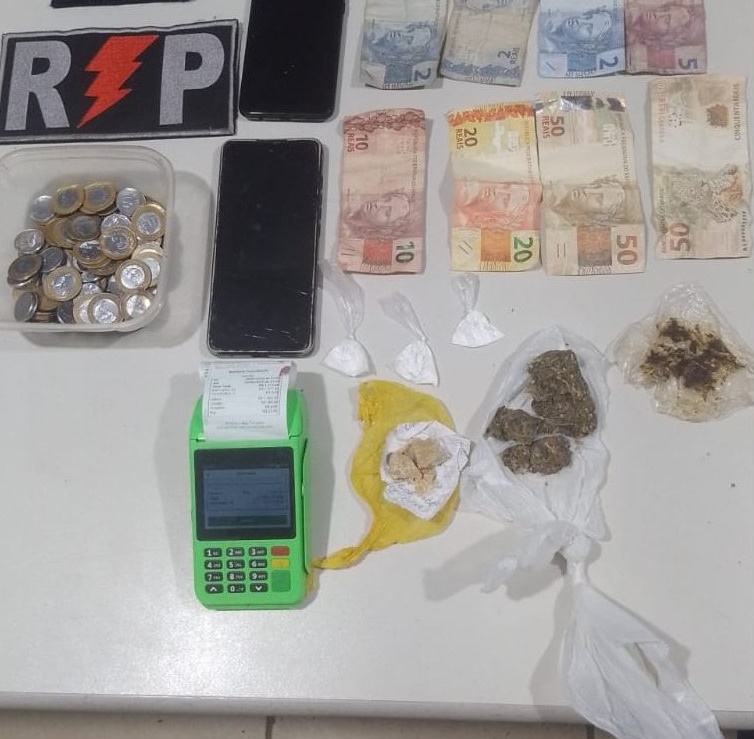 PM prende dois suspeitos por tráfico de drogas no bairro Teixeirão em Porto Velho