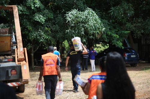 Famílias atingidas por alagamentos recebem apoio emergencial em Porto Velho