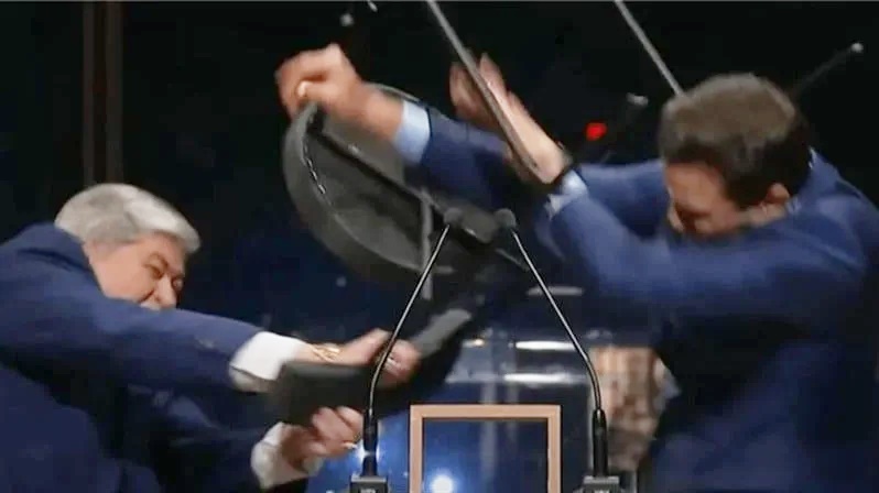 Marçal e Datena fazem acordo e ação por cadeirada nas eleições é extinta