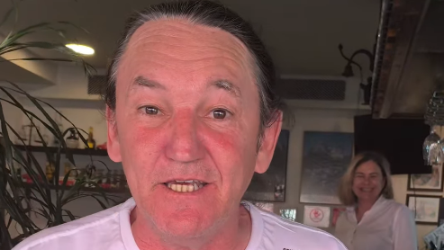 Novo boletim médico do humorista Marquito diz que estado de saúde ainda é grave
