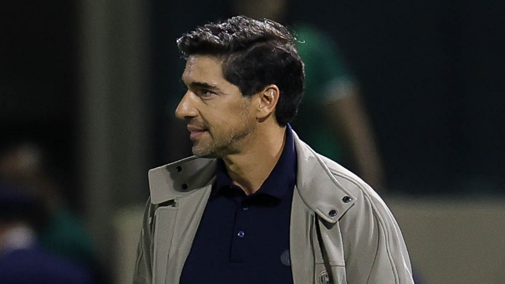 "Brasil não é para amadores", diz Abel Ferreira sobre mercado de técnicos no país
