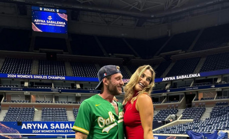 Corintiano pede tenista número 1 do mundo, Aryna Sabalenka em casamento: "Disse sim"