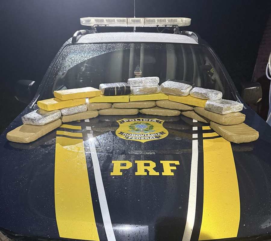 PRF em Rondônia apreende quase 20 kg de entorpecentes na capital