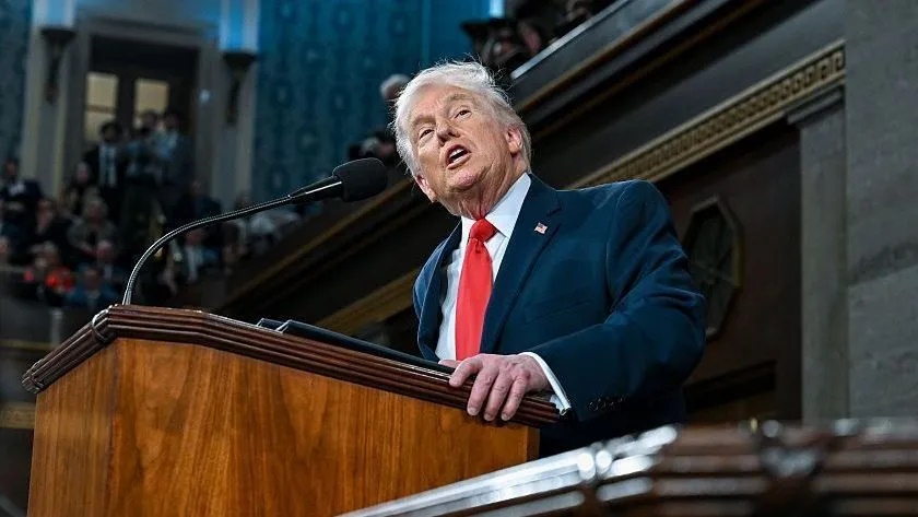 Trump diz que Irã “se rendeu” a vizinhos e promete novos ataques ao país