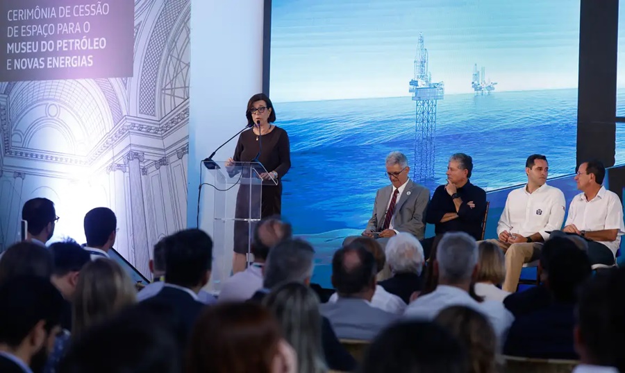 Petrobras suspendeu leilão de combustíveis para reavaliar estoques