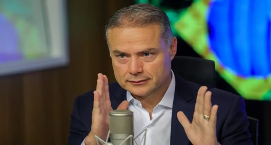 Governo passará a fiscalizar fretes em todo o país de forma eletrônica, afirma ministro