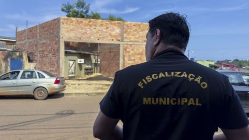Cidadão pode informar sobre obras irregulares pelo WhatsApp da prefeitura