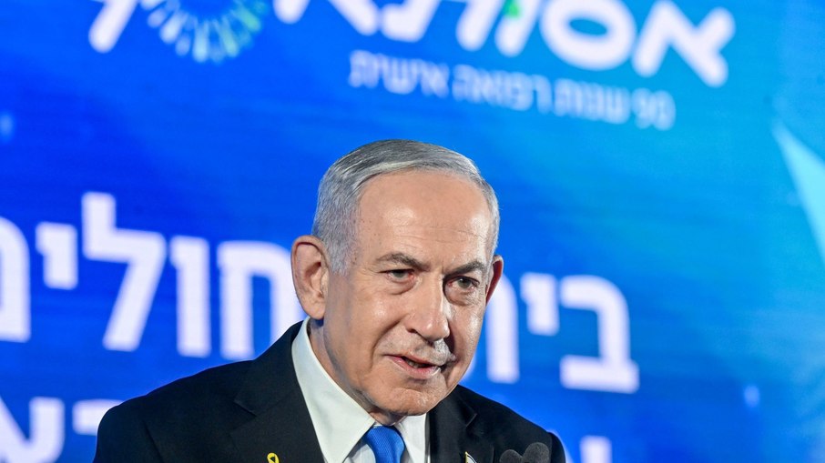 Irã não pode mais produzir mísseis e urânio, diz primeiro-ministro Benjamin Netanyahu
