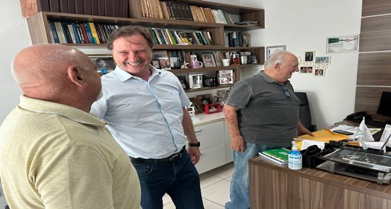 PDT e MDB selam pacto e redesenham forças para 2026 em Rondônia
