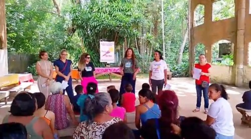 Ação reforça prevenção à violência contra mulheres em coletivo