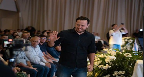 Flori articula, reúne prefeitos, lideranças e fortalece projeto de Sílvia Cristina ao Senado