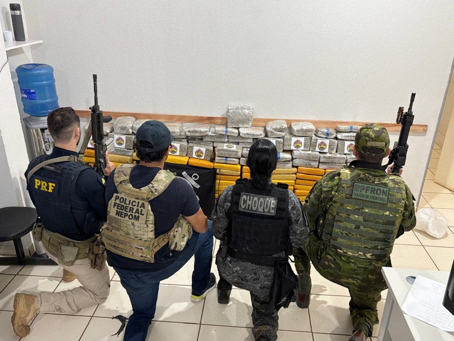 PRF intercepta mais de 400 kg de drogas durante operação no Rio Madeira 