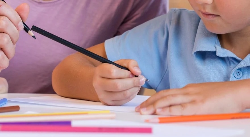 Escola indenizará por falha em acompanhamento de criança autista 