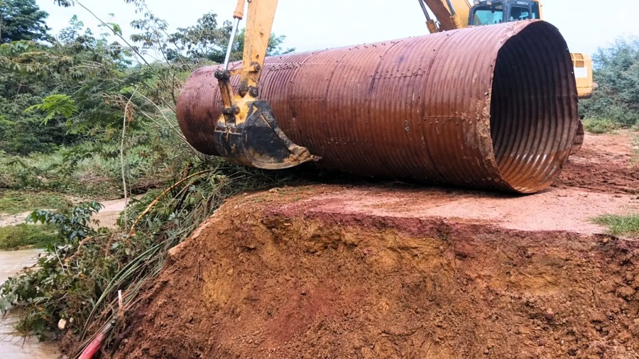 Recuperação da RO-455 restabelece tráfego e acesso ao distrito de Oriente Novo, no Vale do Jamari