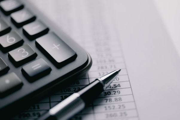 Novo conceito de 'praça' para calcular IPI retroage em favor do contribuinte
