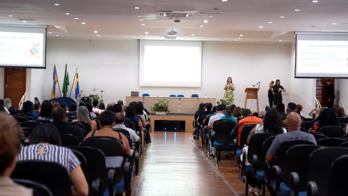 Simpósio reúne servidores e fortalece práticas inclusivas no serviço público