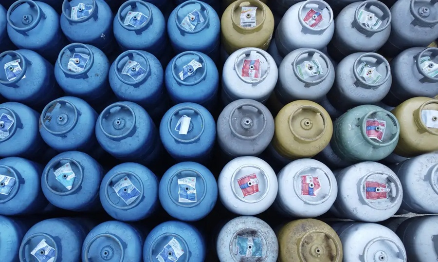 Caixa libera vale-recarga do programa Gás do Povo a 206 mil famílias