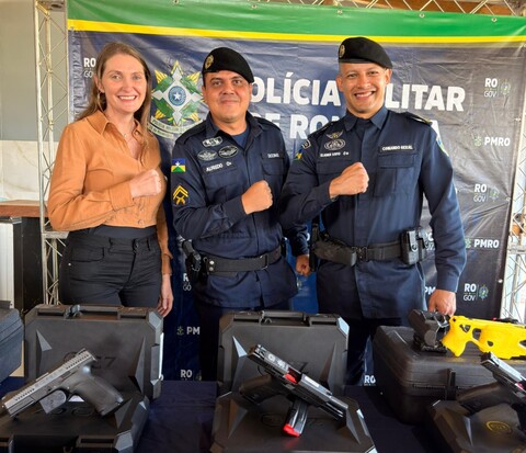 Gislaine Lebrinha reforça segurança com entrega de armamentos na BR-429
