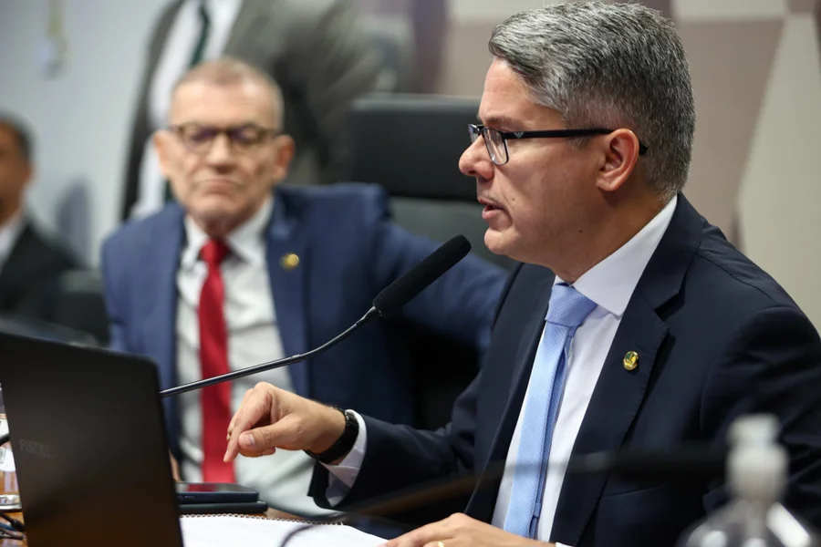 Governo Lula atua para blindar ministros do STF em CPI, apontam mudanças de última hora