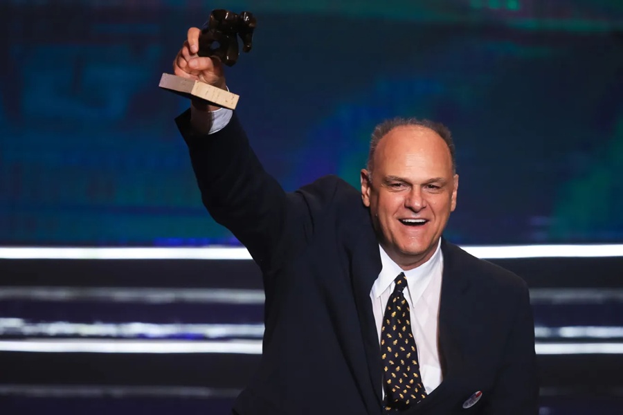 Morre Oscar Schmidt, ícone do basquete brasileiro, aos 68 anos