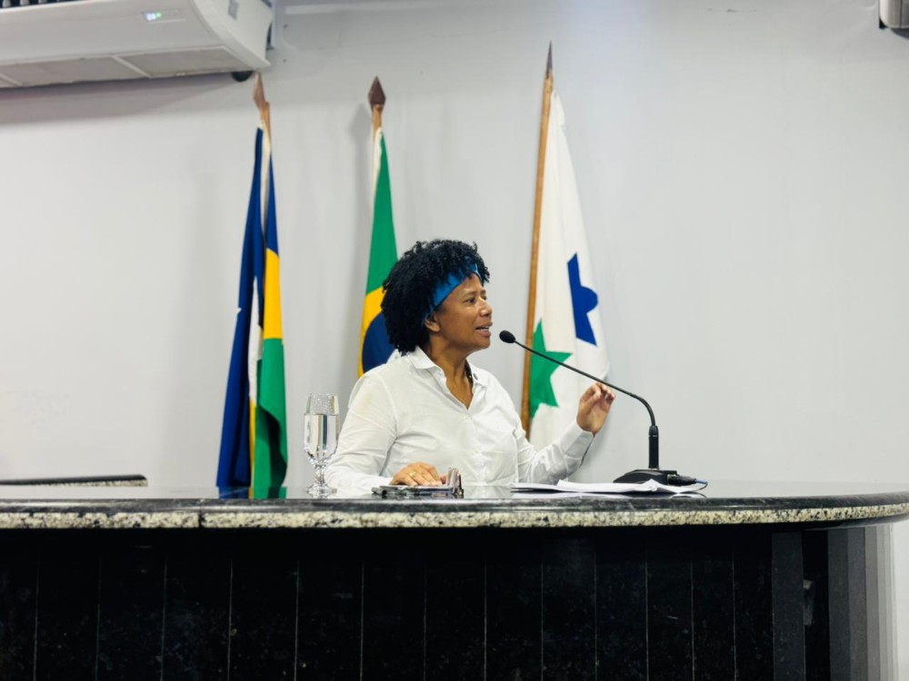  Sílvia Cristina anuncia R$ 2 milhões para Centro de Atendimento ao Diabetes
