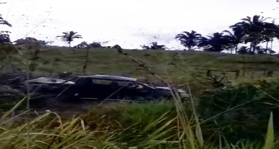 Capotamento na BR-364 deixa dois mortos e cinco feridos perto de Extrema