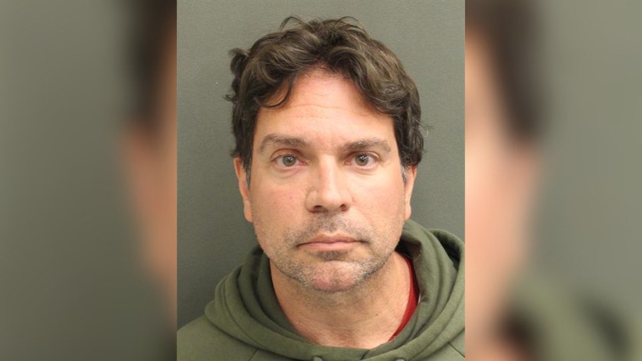 Estados Unidos expulsam delegado brasileiro envolvido na prisão de Ramagem
