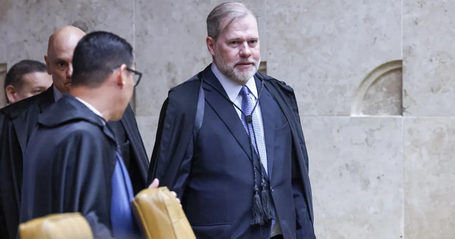 Dias Toffoli se declara suspeito e não vota sobre prisão de ex-presidente do BRB