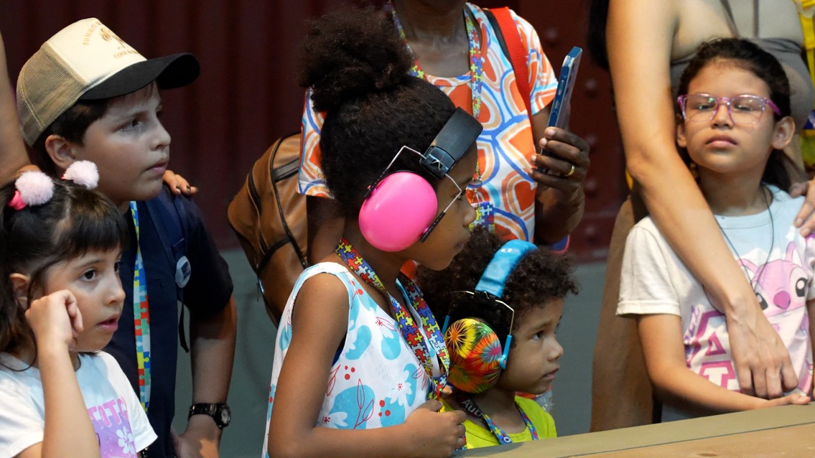 Conecta Autismo reforça acolhimento e informação durante o Abril Azul
