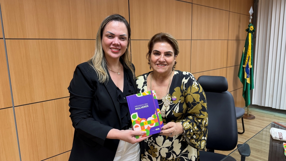Centro de Referência da Mulher em avança após reunião entre Cláudia de Jesus e ministra Márcia Lopes
