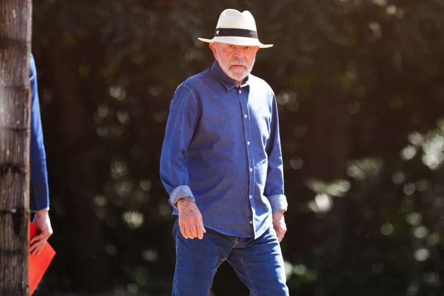 Presidente Lula recebe alta após ser submetido a 2 procedimentos médicos em São Paulo
