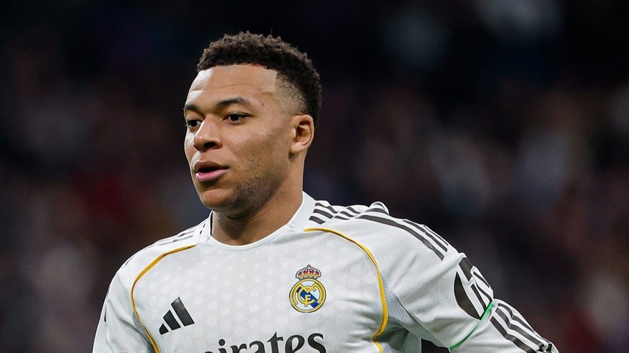 Real Madrid confirma lesão de Mbappé às vésperas da Copa do Mundo
