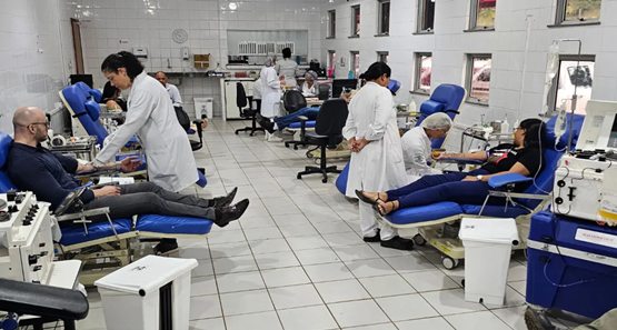 Fhemeron lança edital com vagas na saúde e salários de até R$ 14,7 mil 