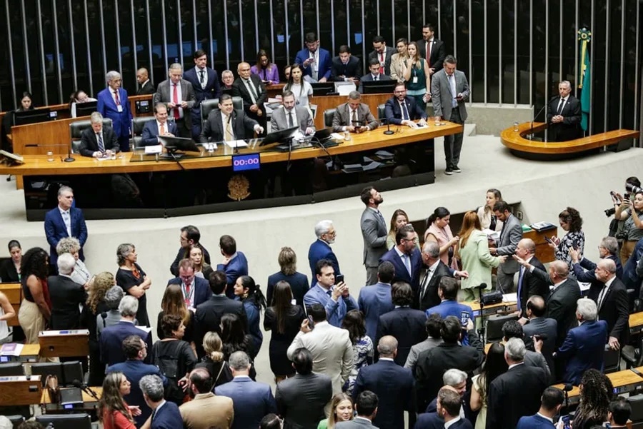 Entenda o que muda com a derrubada do veto ao PL da Dosimetria